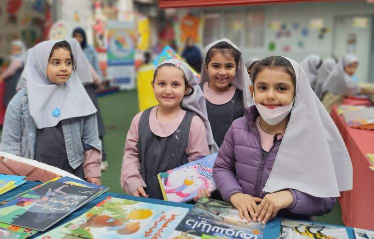 نمایشگاه کتاب 24