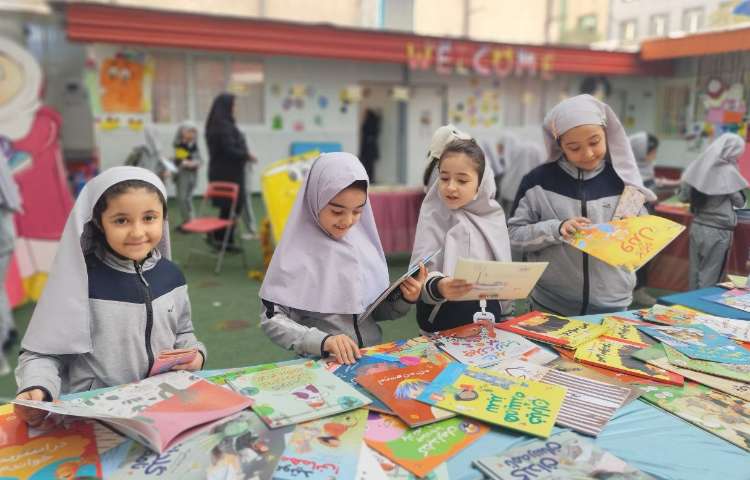 نمایشگاه کتاب 6