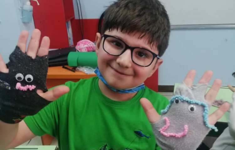 نمایش خلاق و کاردستی عروسک با جوارب 3