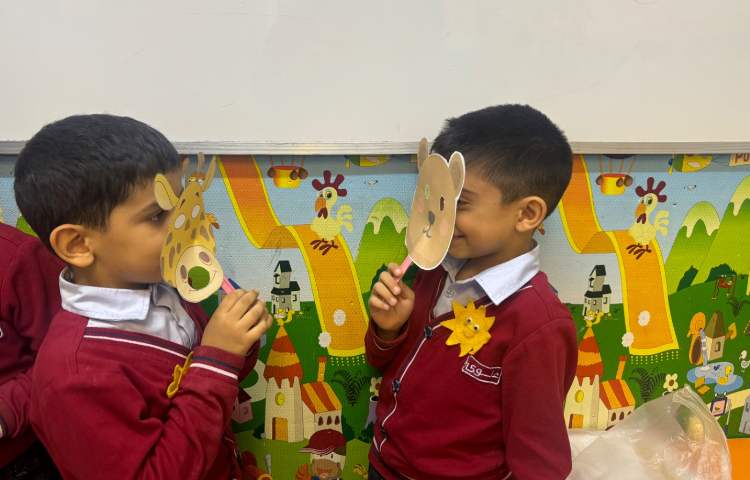 نمایش خلاق 2