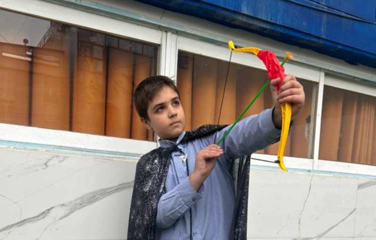 نمایش درس ارش کمانگیر فارسی 4