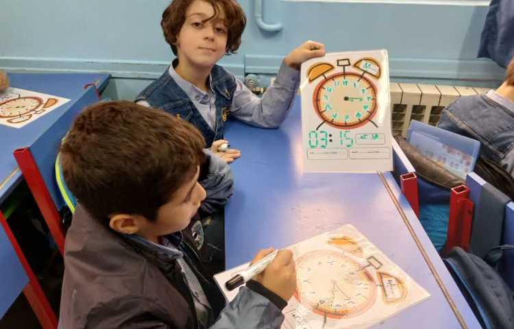 نمایش ساعت و دقیقه 4