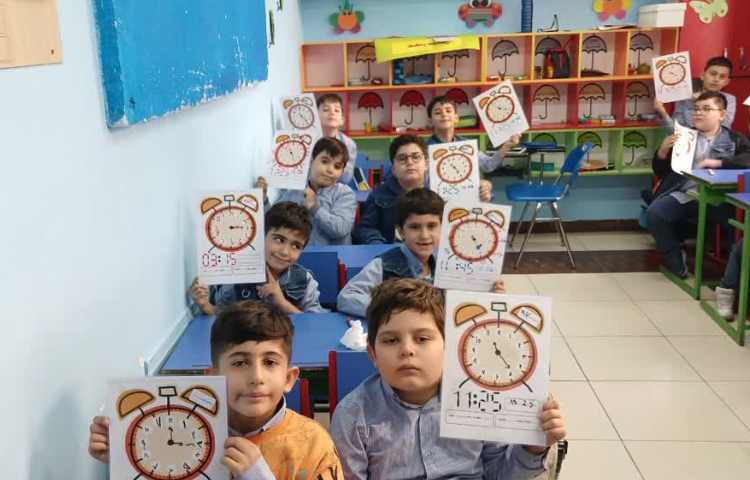 نمایش ساعت و دقیقه 5