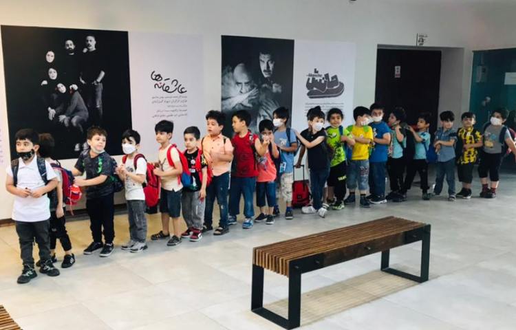 :نمایش شاد و موزیکال نیم وجبی، کلاس قاصدک