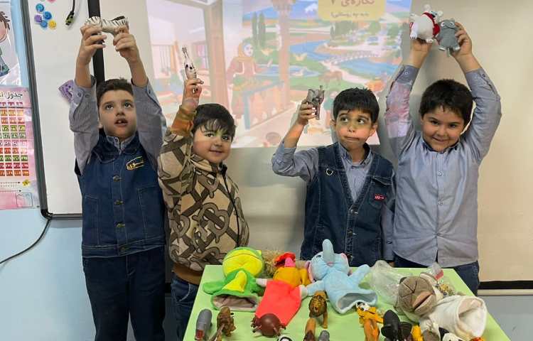 نمایش عروسکی زنگ فارسی 5