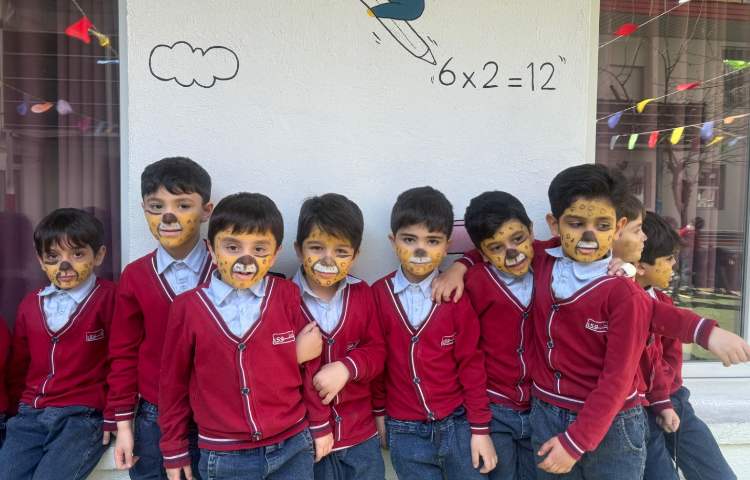 نمایش عصر کوچولوها 4