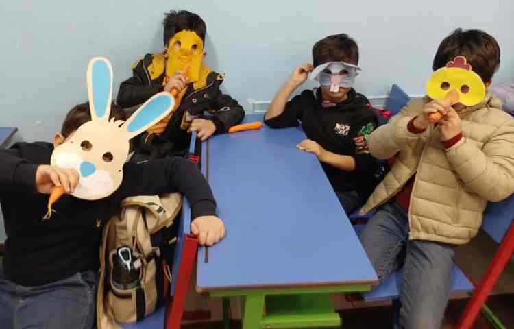 نمایش مدرسه خرگوش ها 1