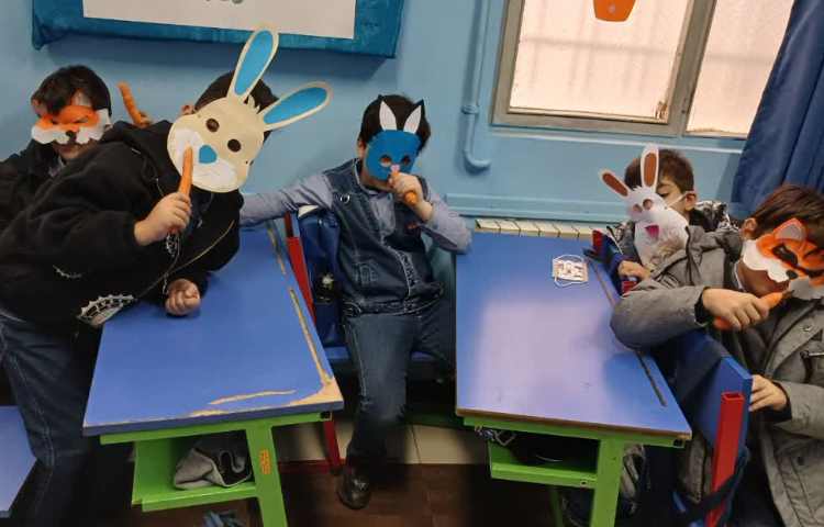 نمایش مدرسه خرگوش ها 2