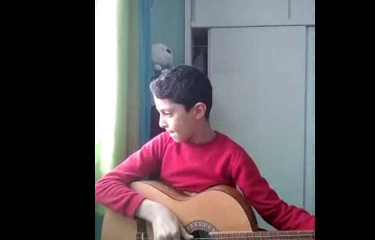 نواختن آهنگ ای ایران مربوط به درس 14 فارسی 2