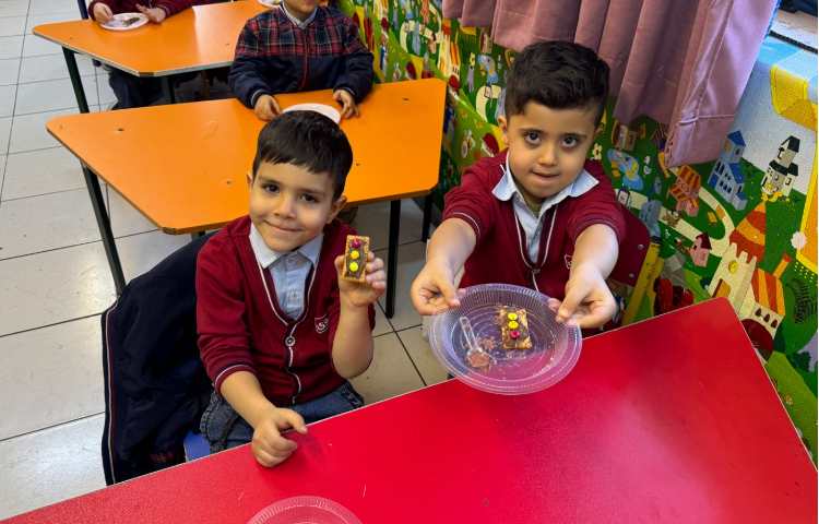 نوشتاری: آموزش چراغ راهنما 6