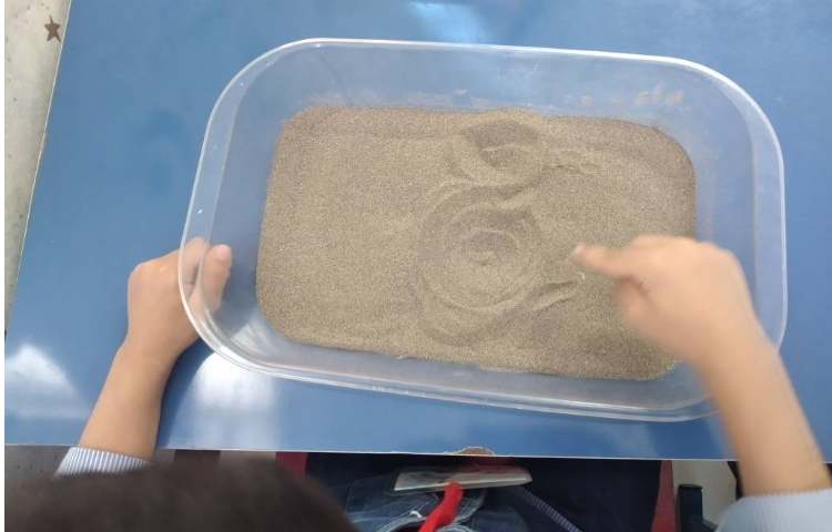 نوشتاری (تمرین روی ماسه ) 1