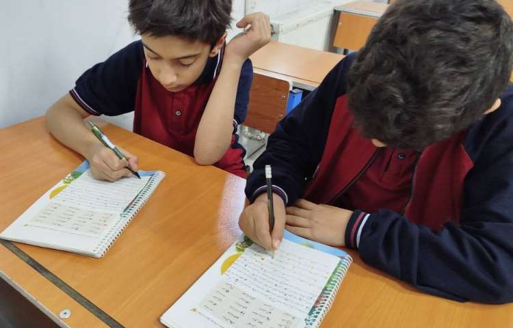 نگارش - حل تمرین 2