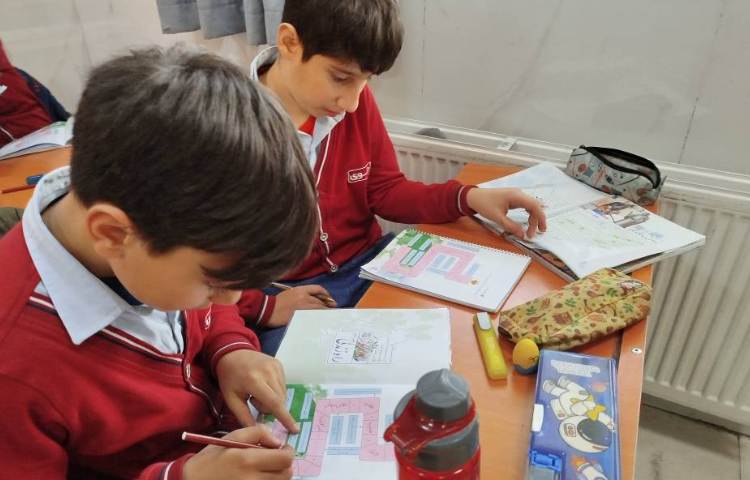 نگارش - مسابقه‌ی کلاسی جدول کلمات 5