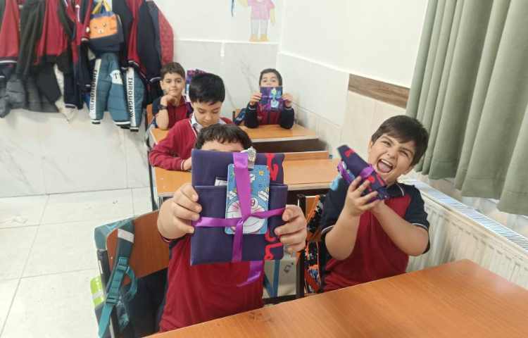 هدایای روز دانش آموز 2