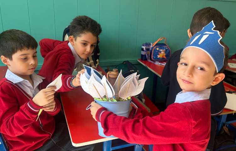 هدایای نشانه ی ( آ ) 3