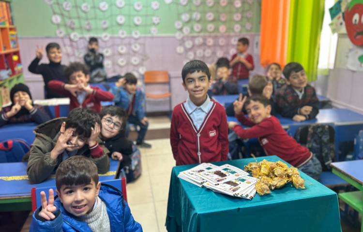 هدایای نشانه ی ( گ‌)