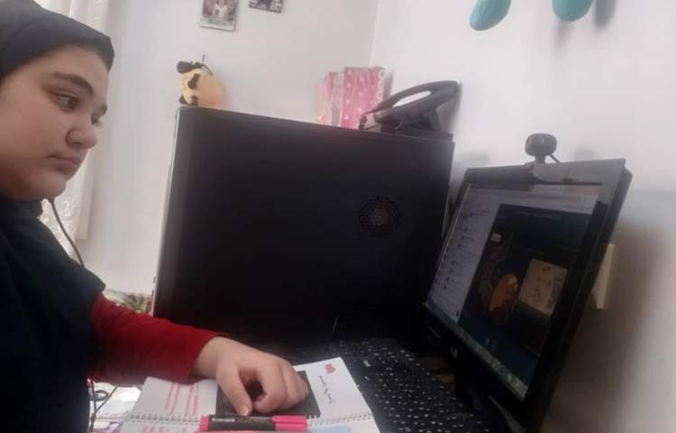 هدیه های آسمان ، درس7 با موضوع دست در دست دوست