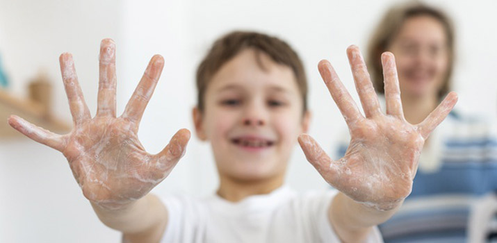 دشمن کرونا، صابون مایع یا جامد؟