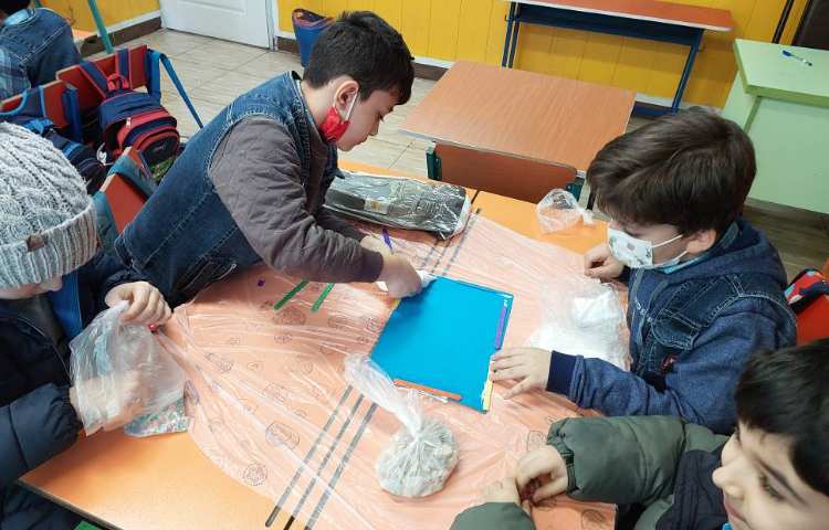 :هفته علوم، اجرای تابلو سنگی 3