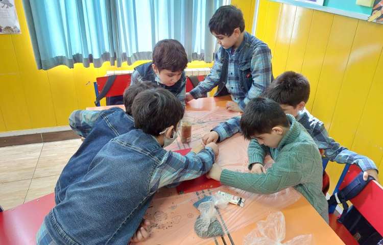 :هفته علوم، اجرای تابلو سنگی 4