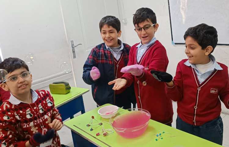 هفته علوم - حباب بازی