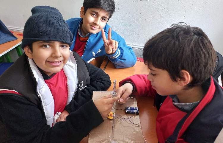 هفته علوم- ساخت اعصاب سنج 4