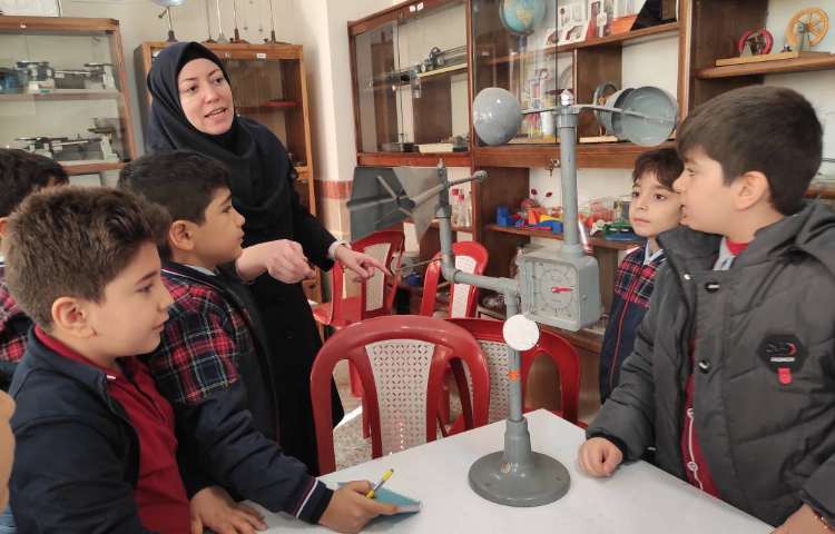 هفته ملی علوم - اردو فیزیک،زیست،شیمی 1