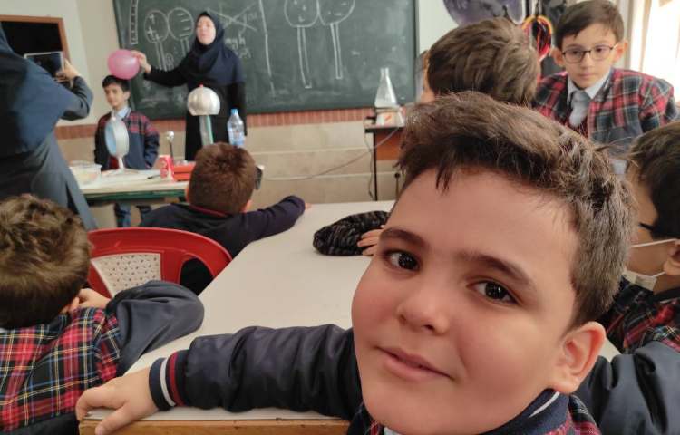 هفته ملی علوم - اردو فیزیک،زیست،شیمی 3