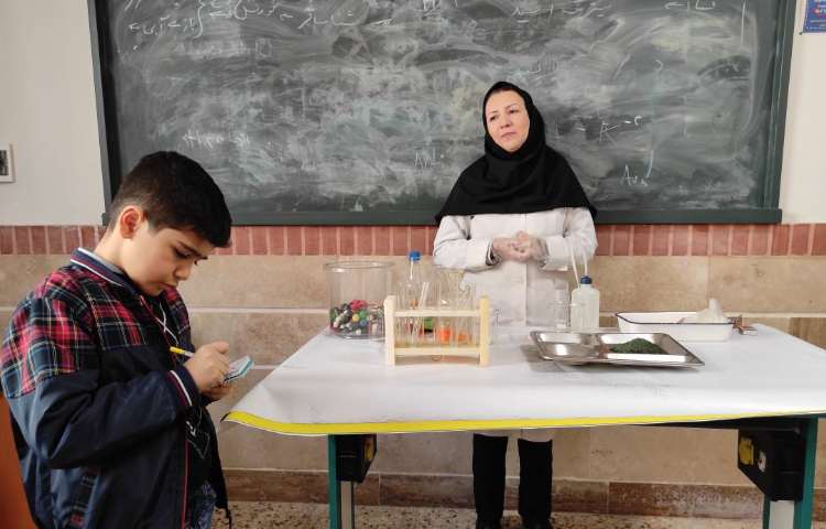 هفته ملی علوم - اردو فیزیک،زیست،شیمی 7