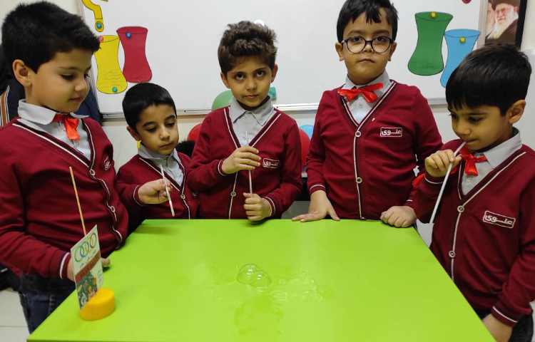 هفته ملی علوم حباب بازی 4