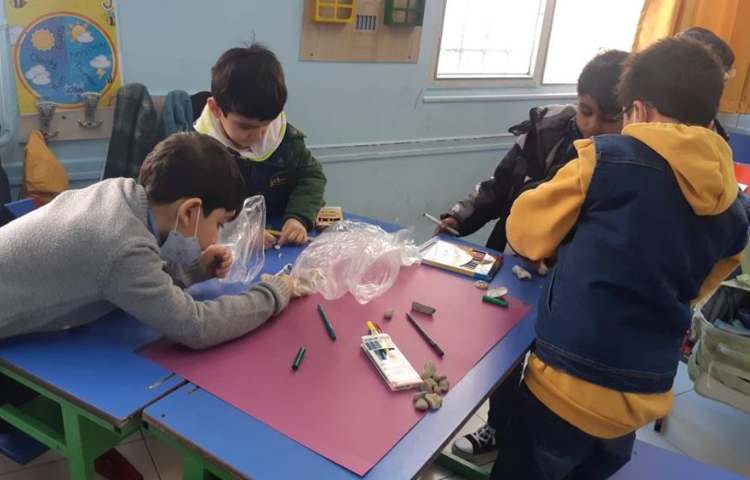 هفته ملی علوم دانش آموزان اول دبستان 2