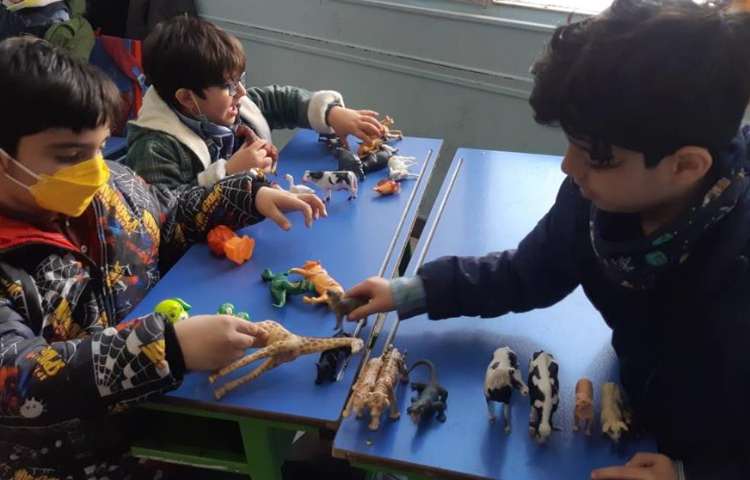 هفته ملی علوم دانش آموزان اول دبستان 3