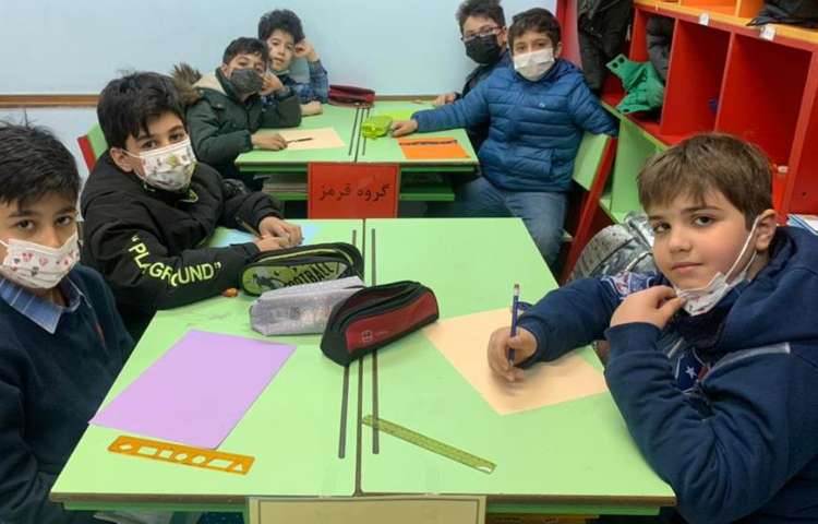 هفته ملی علوم دانش آموزان سوم دبستان علوی 2