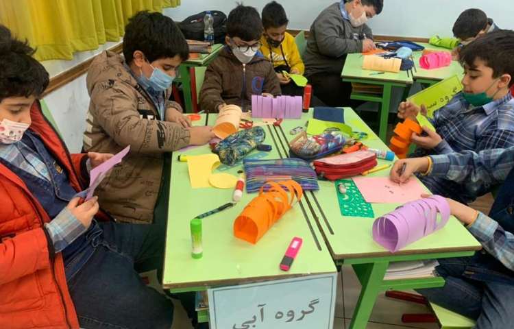 هفته ملی علوم دانش آموزان سوم دبستان علوی 9