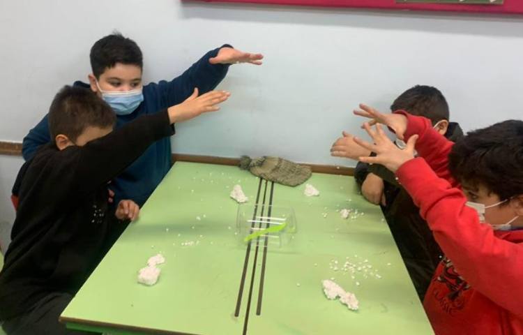 هفته ملی علوم دانش آموزان سوم دبستان 4