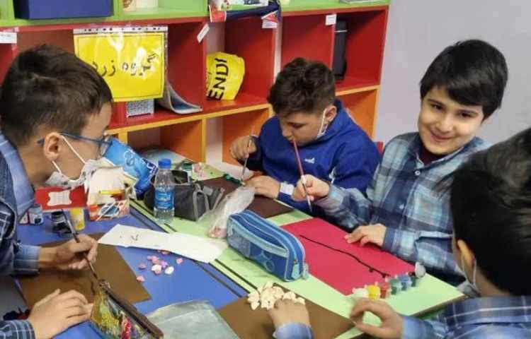 هفته ملی علوم دانش آموزان پایه سوم دبستان 8