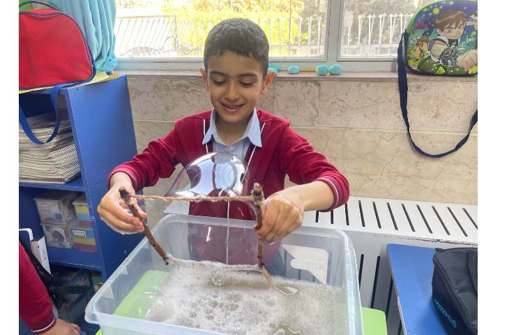 هفته ی علوم،حباب بازی 1