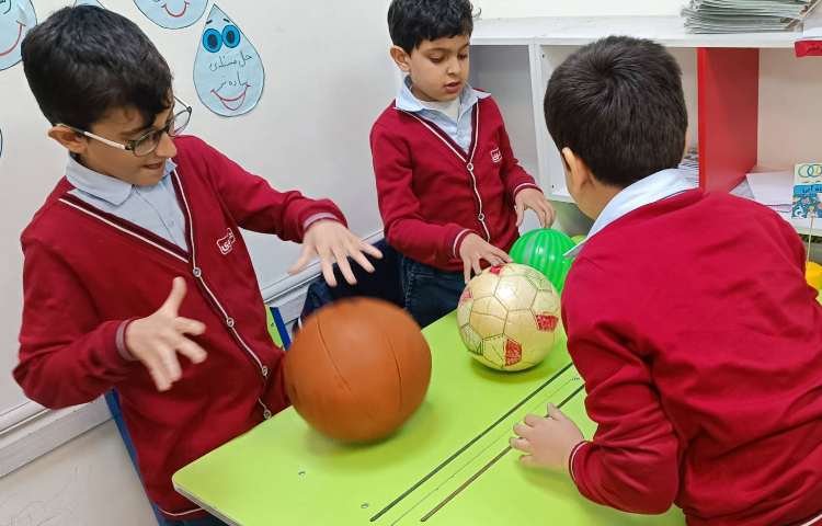 هفته ی علوم -توپ شیطونک 2