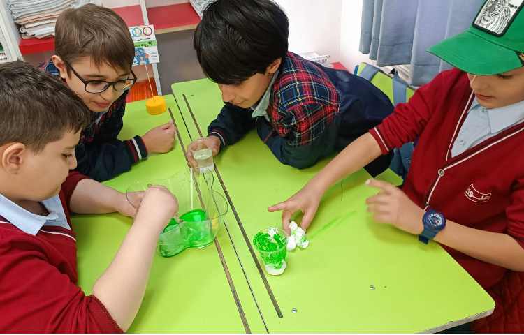 هفته ی علوم -توپ شیطونک 3