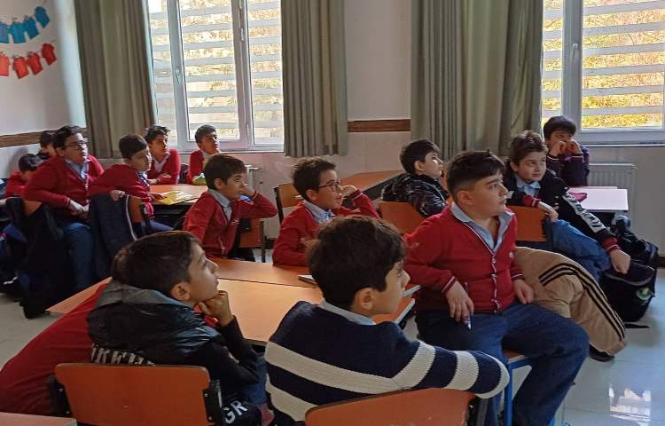 هفته ی علوم - ساخت مدار نواری 3