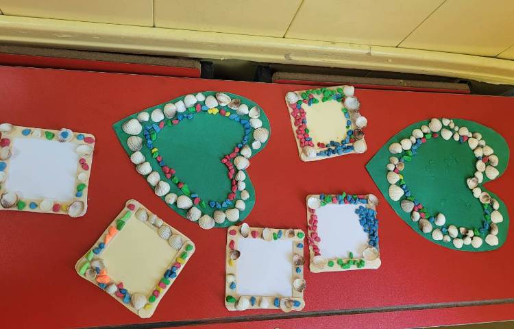 :هفته ی علوم، عکس های منتخب پروژه های "کرم خاکی، شهر خوراکی ها، تابلو سنگی_صدفی و حیوانات خانگی 1