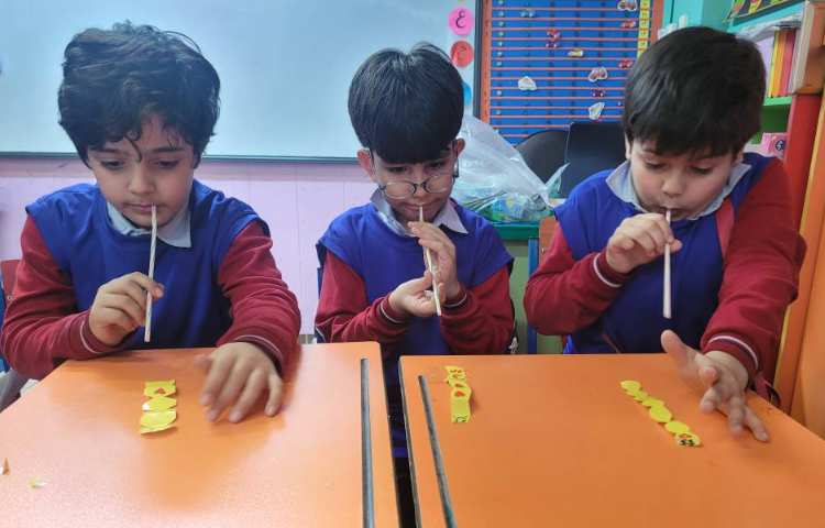 هفته ی علوم پروژه گوی جادویی و قدرت نامرئی 5