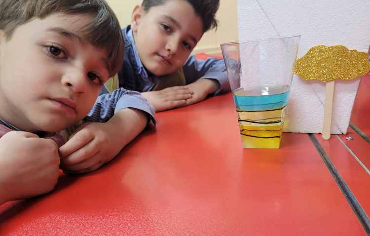 هفته ی علوم پروژه ی ستون مایعات 2