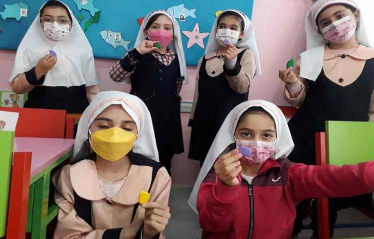 هفته ی ملی علوم (بازی با یخ ) 5