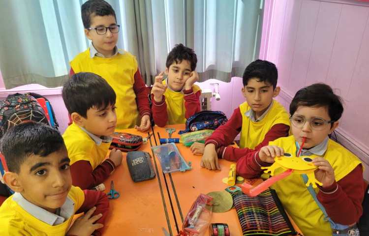 هفته ی ملی علوم قدرت نامرئی 1