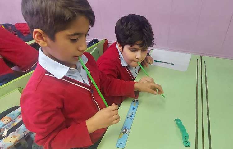 هفته ی ملی علوم قدرت نامرئی 1