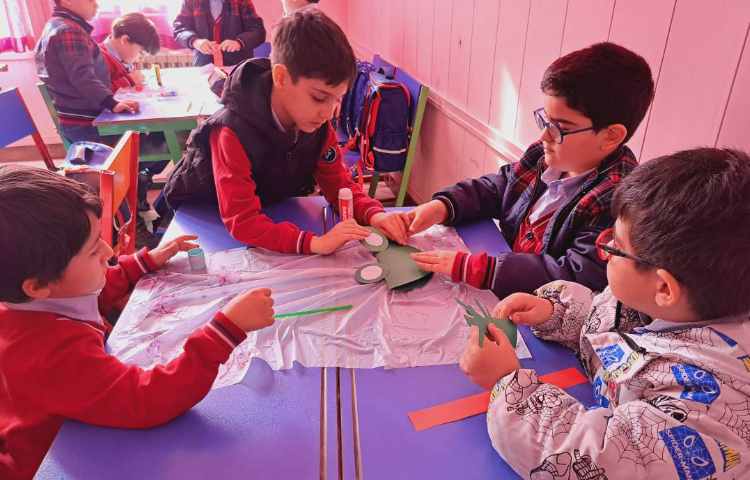 هفته ی ملی علوم قدرت نامرئی 2