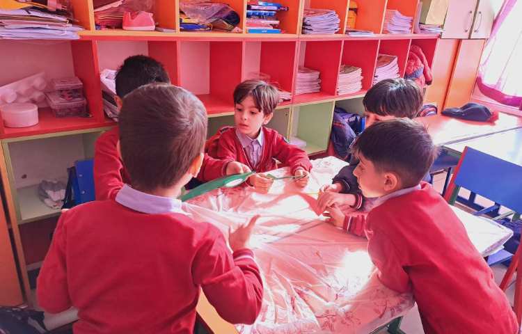 هفته ی ملی علوم قدرت نامرئی 3