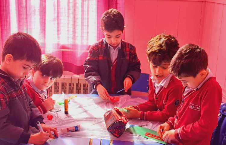 هفته ی ملی علوم قدرت نامرئی 4