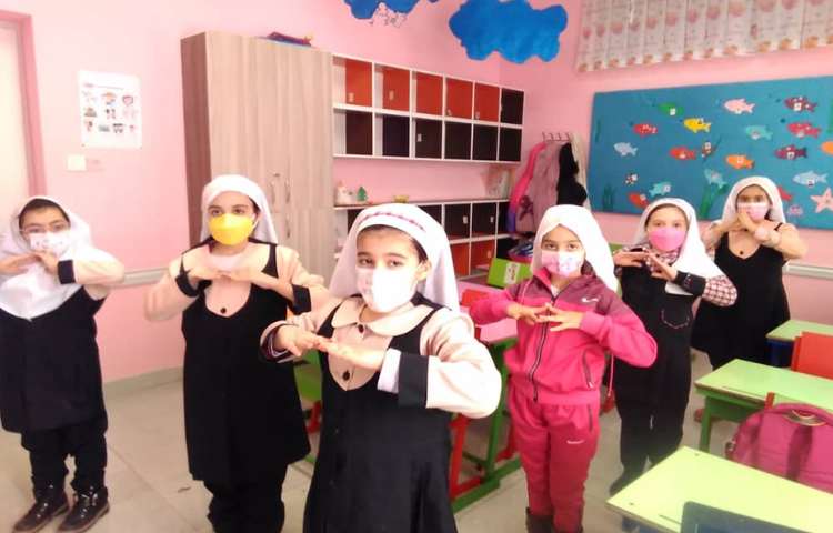 هفته ی ملی علوم (پرش و جهش ) 4